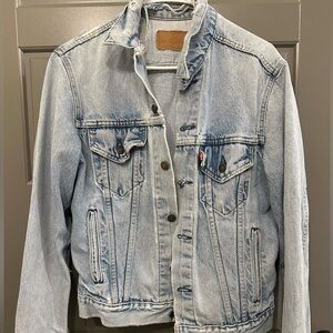 1970’s Vintage Levi's denim jacket worn once in excellent condition